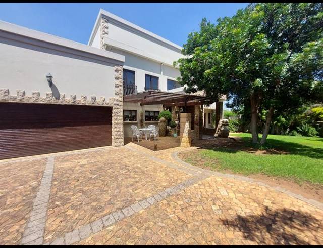 3 BEDROOM HOUSE FOR SALE IN SABLE HILLS
